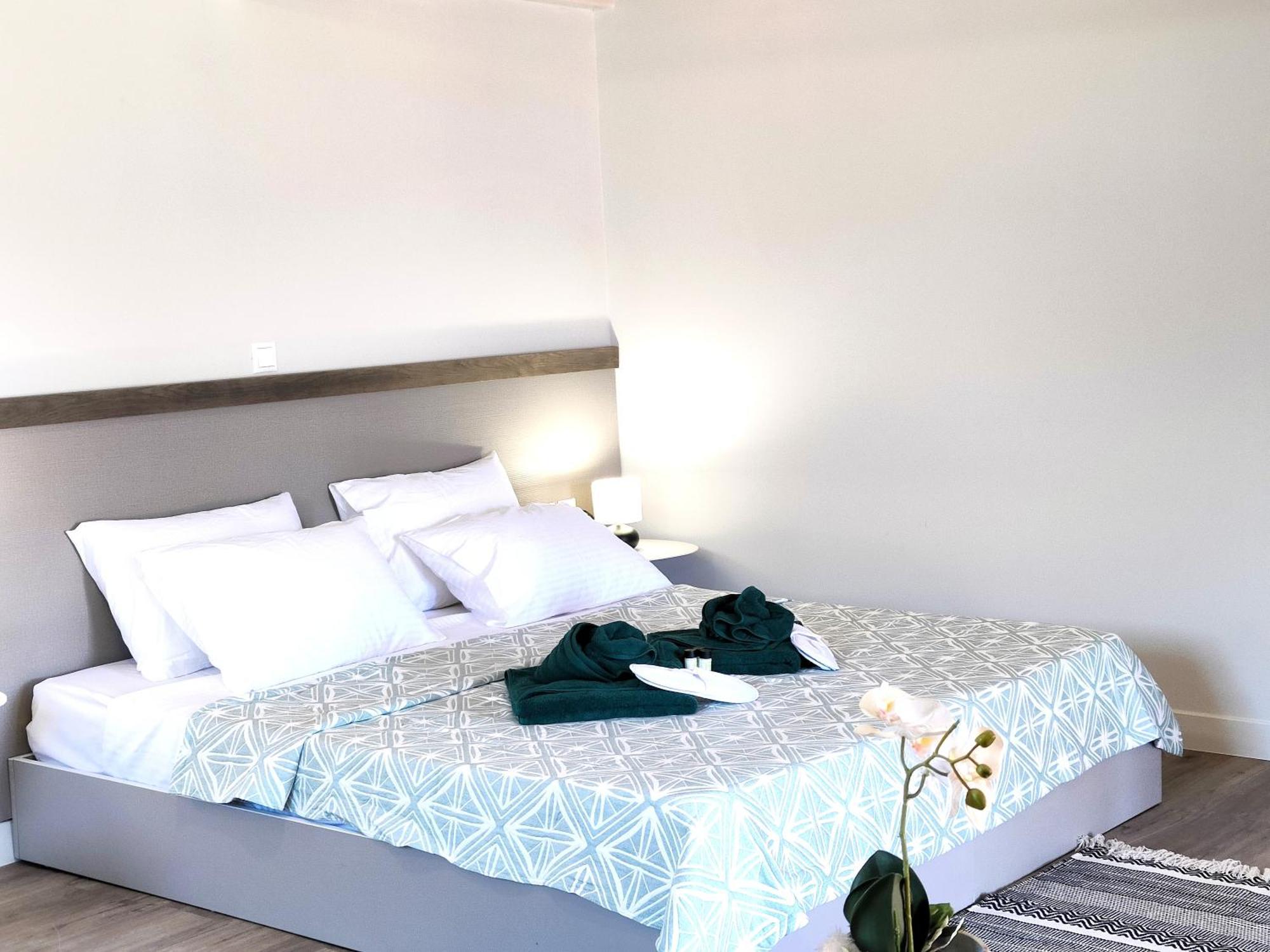 Joanna Deluxe Apartments Kynopiástai エクステリア 写真