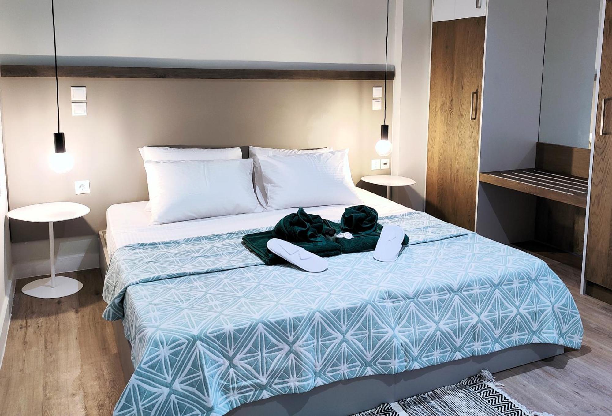 Joanna Deluxe Apartments Kynopiástai エクステリア 写真