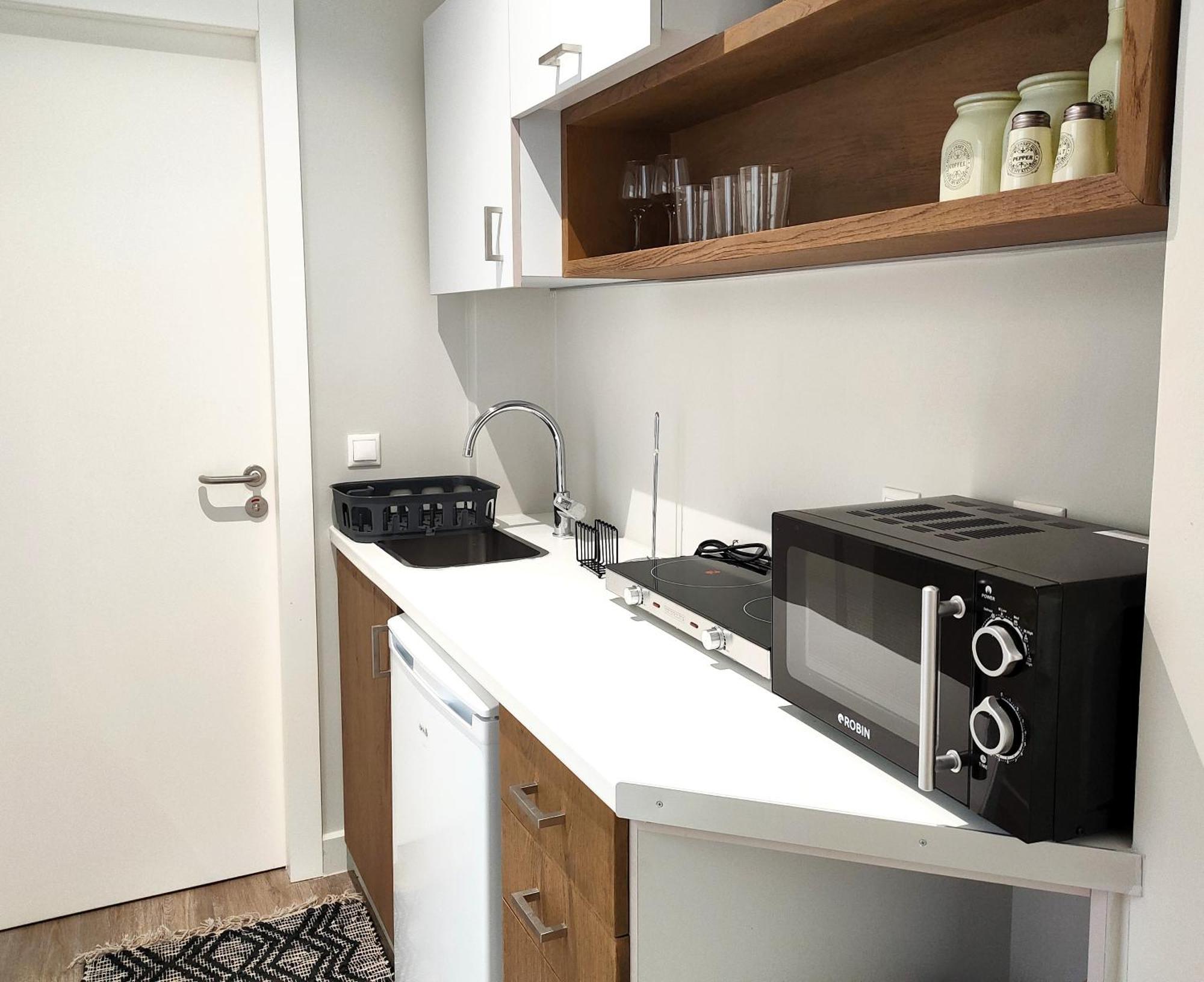 Joanna Deluxe Apartments Kynopiástai エクステリア 写真